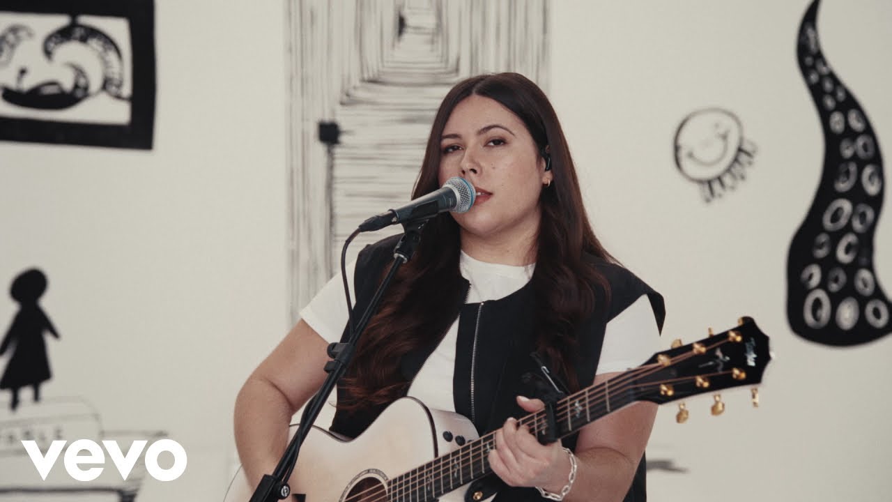 Gigi Perez - RADAR SESSIONS: Gigi Perez performs 'Sailor Song'