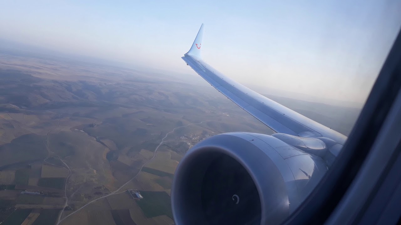 Aproach and landing on Eskisehir With 737MAX8 Tui Fly From Ostend airport