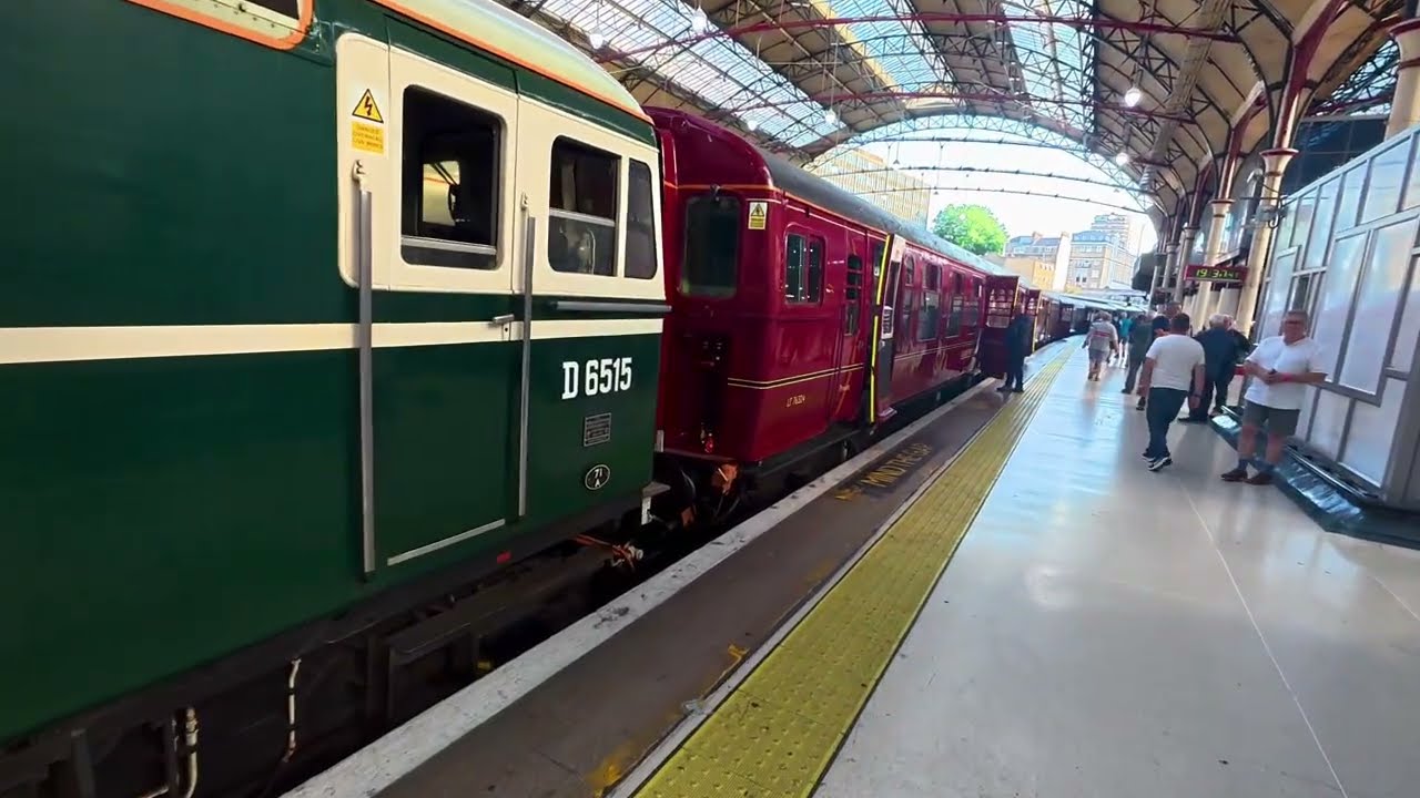 LONDON VICTORIA STATION SATURDAY JUNE 28 2025 1Z24 TIME 1946 PLATFORM 5
