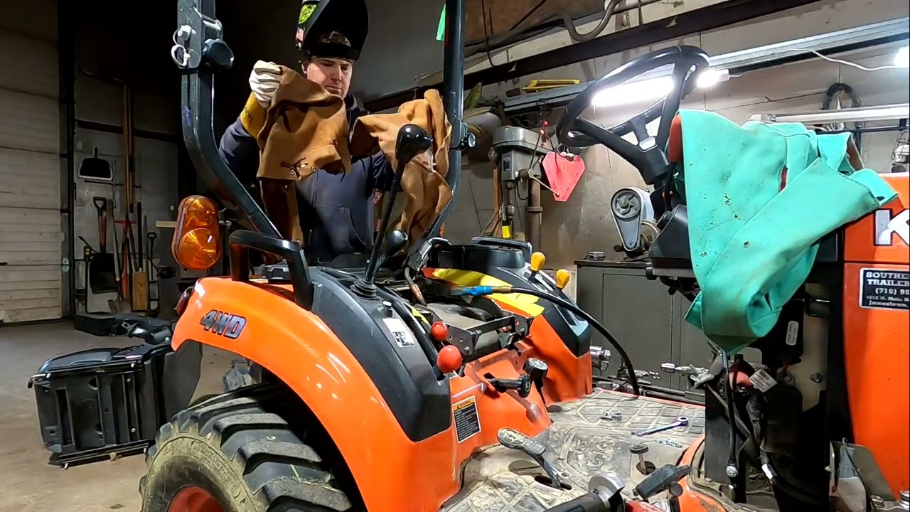 Модификация сиденья для трактора Kubota BX23S