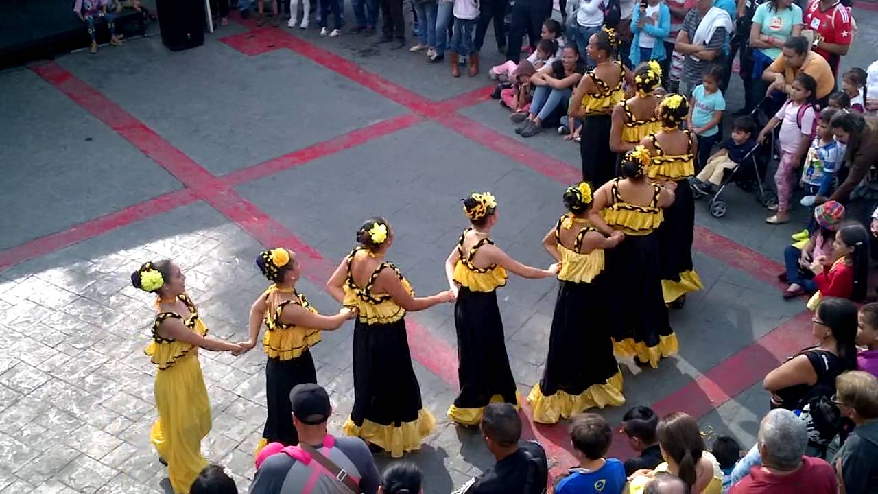 DITIRAMBO LA CULEBRA DE IPURE TERCERA PRESENTACION EN EL WARAIRA REPANO