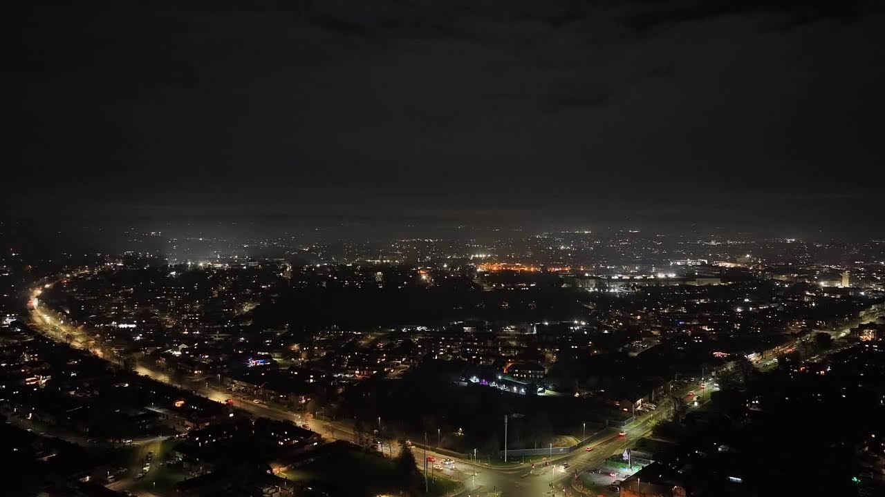 Aylesbury NYE 25 Drone Livestream of Fireworks. 8.30pm