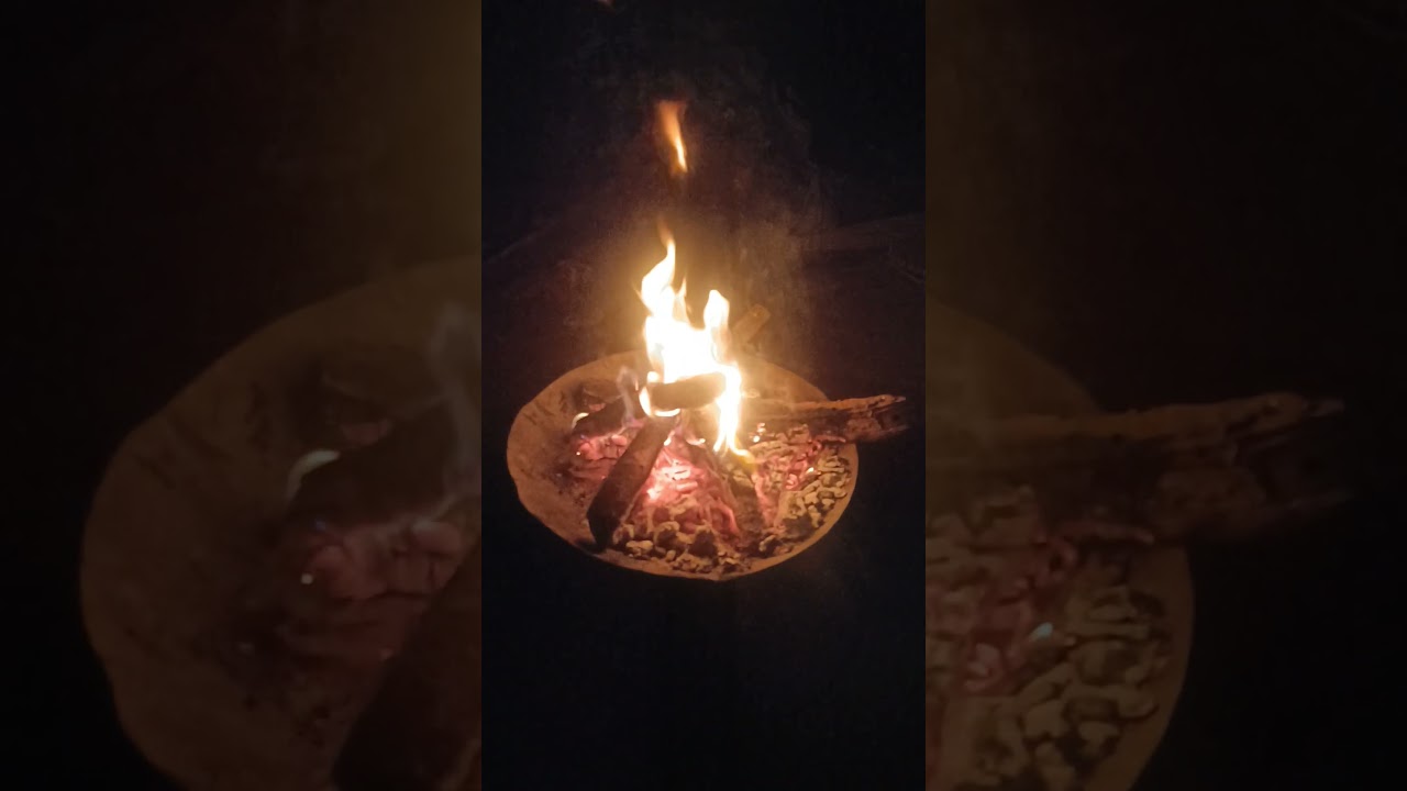 Bonfire Vibes: Acoustic Guitar & Chill Music