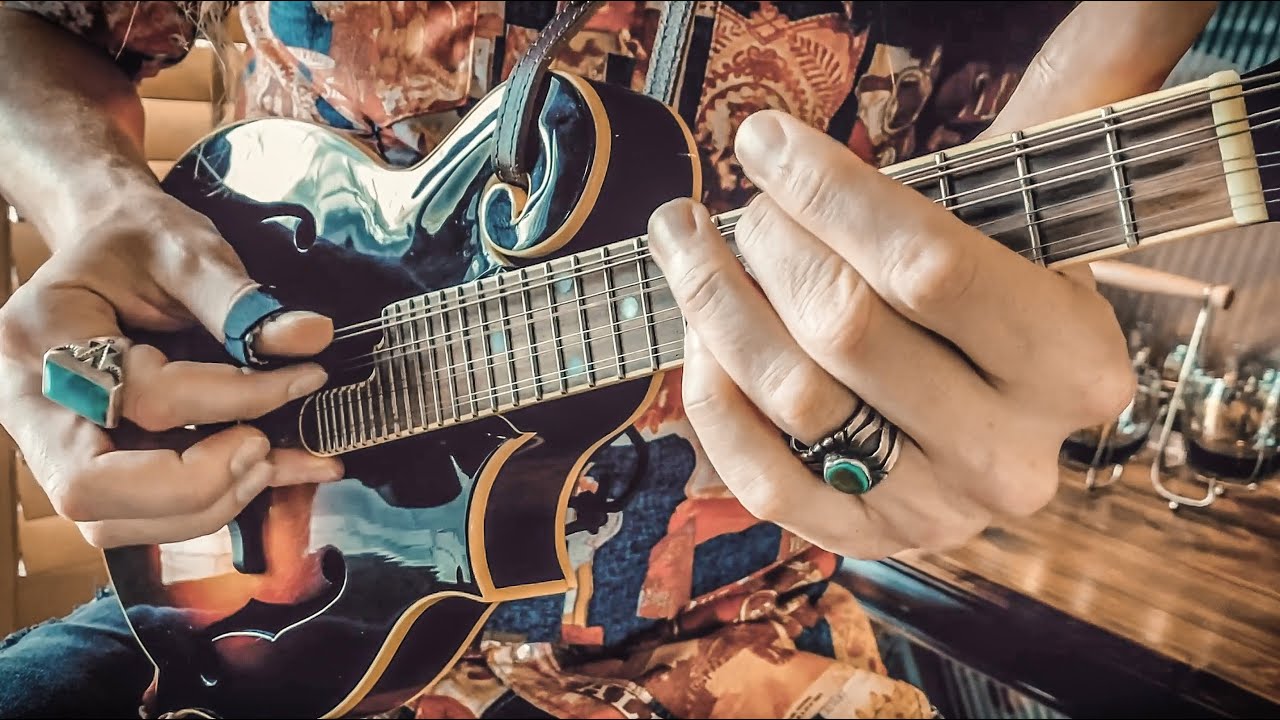 WHAT IF... Robert Johnson Played the Mandolin? • 8-String Fingerstyle Delta Blues