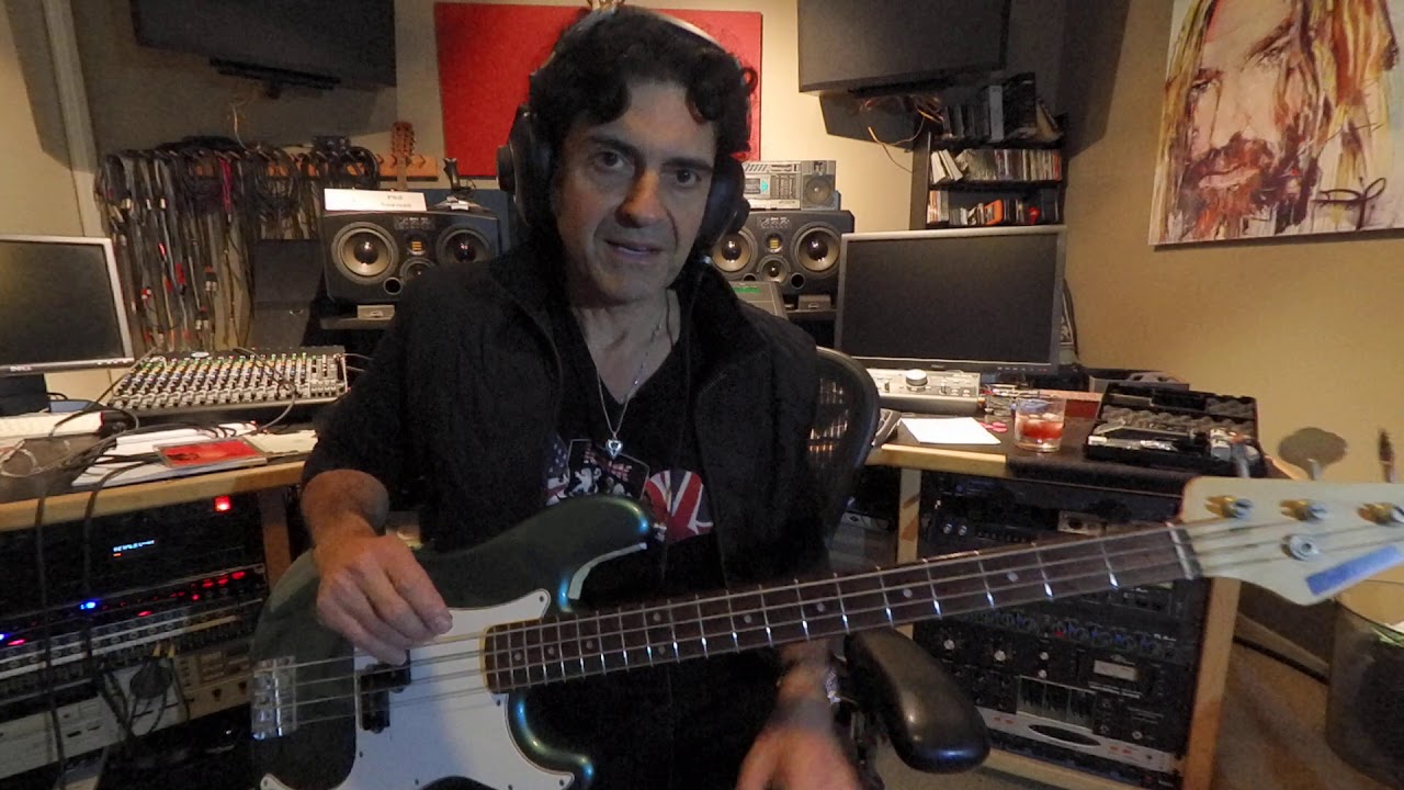 Artist Masterclass  Secret Loser bass line