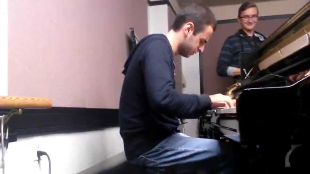 Papuna Sharikadze - Oleo (piano solo live at the dungeon of Berklee College of Music)