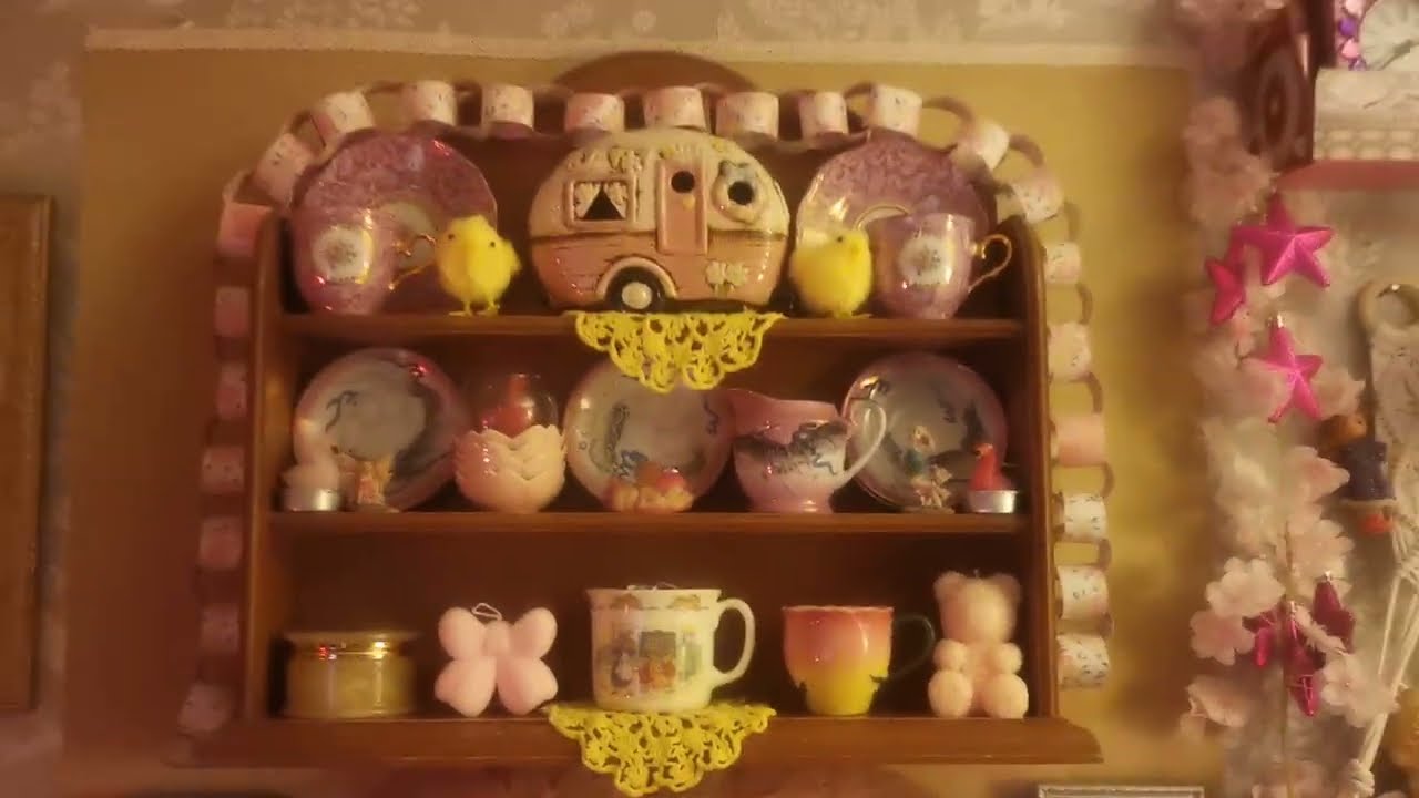 Easter Living Room Tour, in a small English Apartment / Flat. 