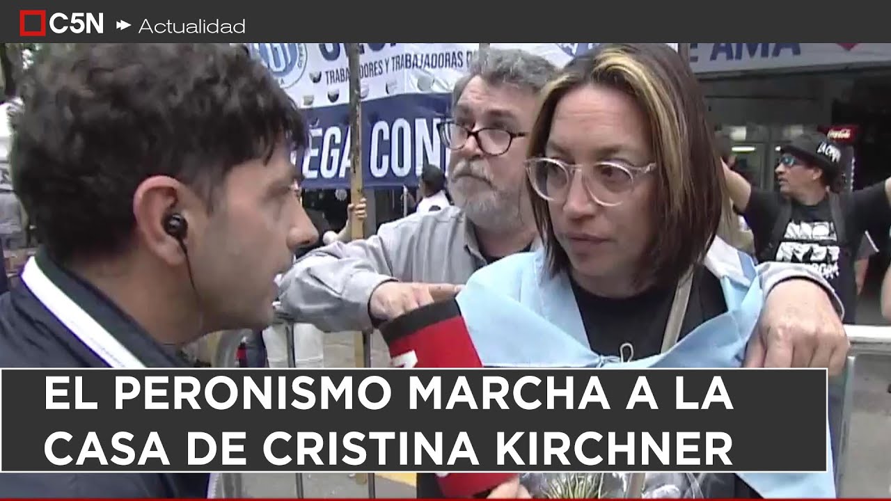 Día de la LEALTAD, la MILITANCIA en la puerta de la casa de CRISTINA KIRCHNER