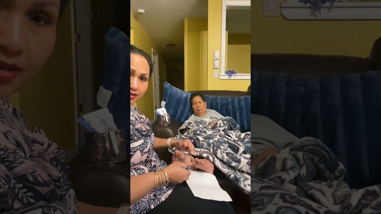 I cutting my mom toe nails