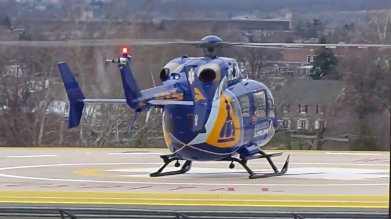 Stat Medevac 10 Johns Hopkins LIfeLine N522ME land and take off from york hospital