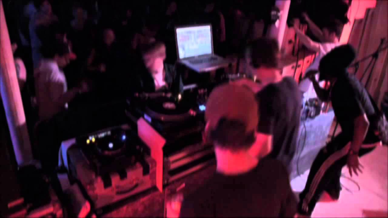 Reggae Roast and Dub smugglers Live ft Parly B and Kuntri Ranks