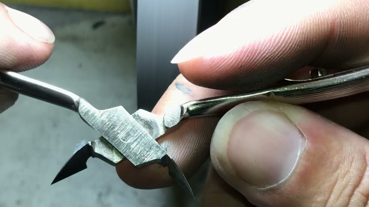 Reafiar o alicate de cutícula, sem rampa!!!