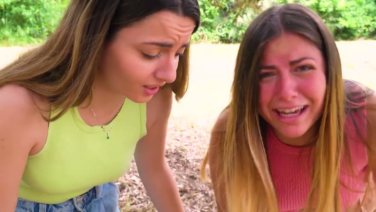 DANI E BENNY SONO STATE RAPITE da UN LADRO CATTIVO nel BOSCO..! 💥