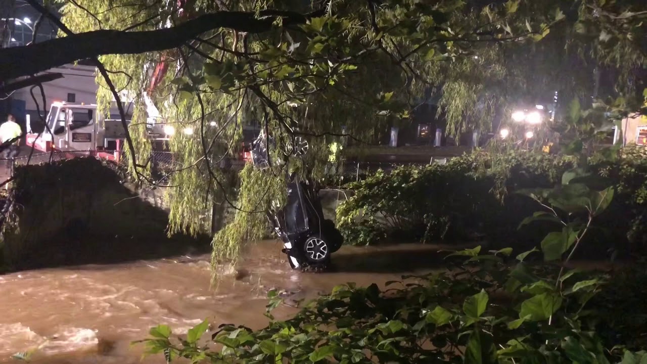 RT 46 Jeep Dodge Flooding Vehicle Recovery from River (Woodland Park/Little Falls) - Ajaco Towing
