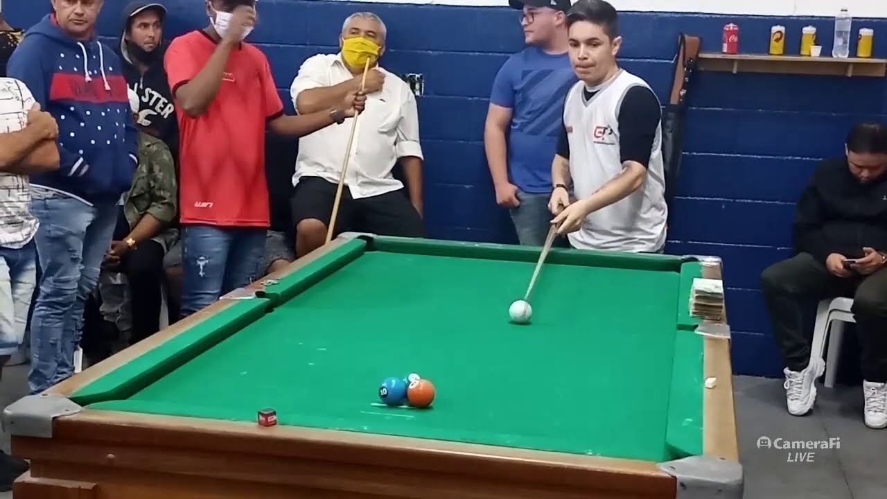 Maicon Vs Pernambuquinho 20 mil quem faz 10