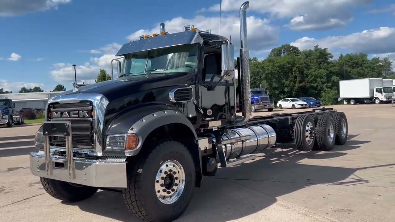 SABLE METALLIC 2026 MACK GR84F Kriete Truck Centers | Stock Number: GR008157