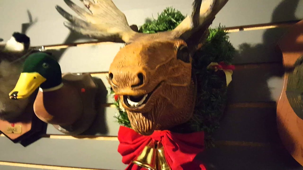 Singing moose head (mouth fixed)