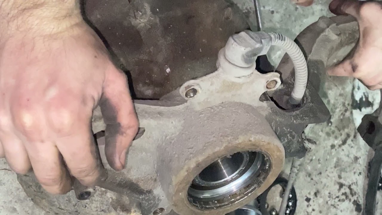 Замена переднего ступичного подшипника passat b 5. Сильный гул при езде.
