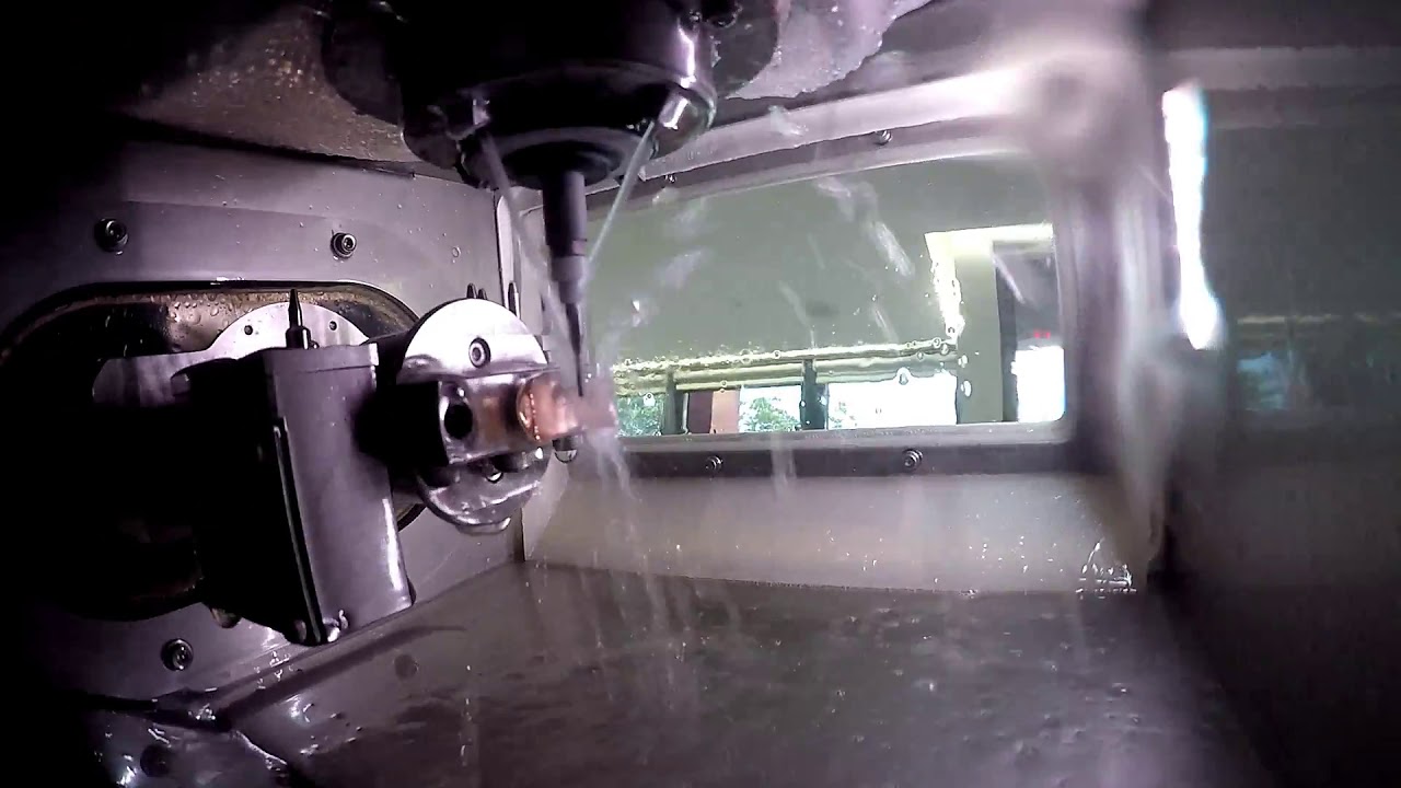 Roland DGShape DWX-42W in action. Full Ceramic Crown Milling Full Cycle