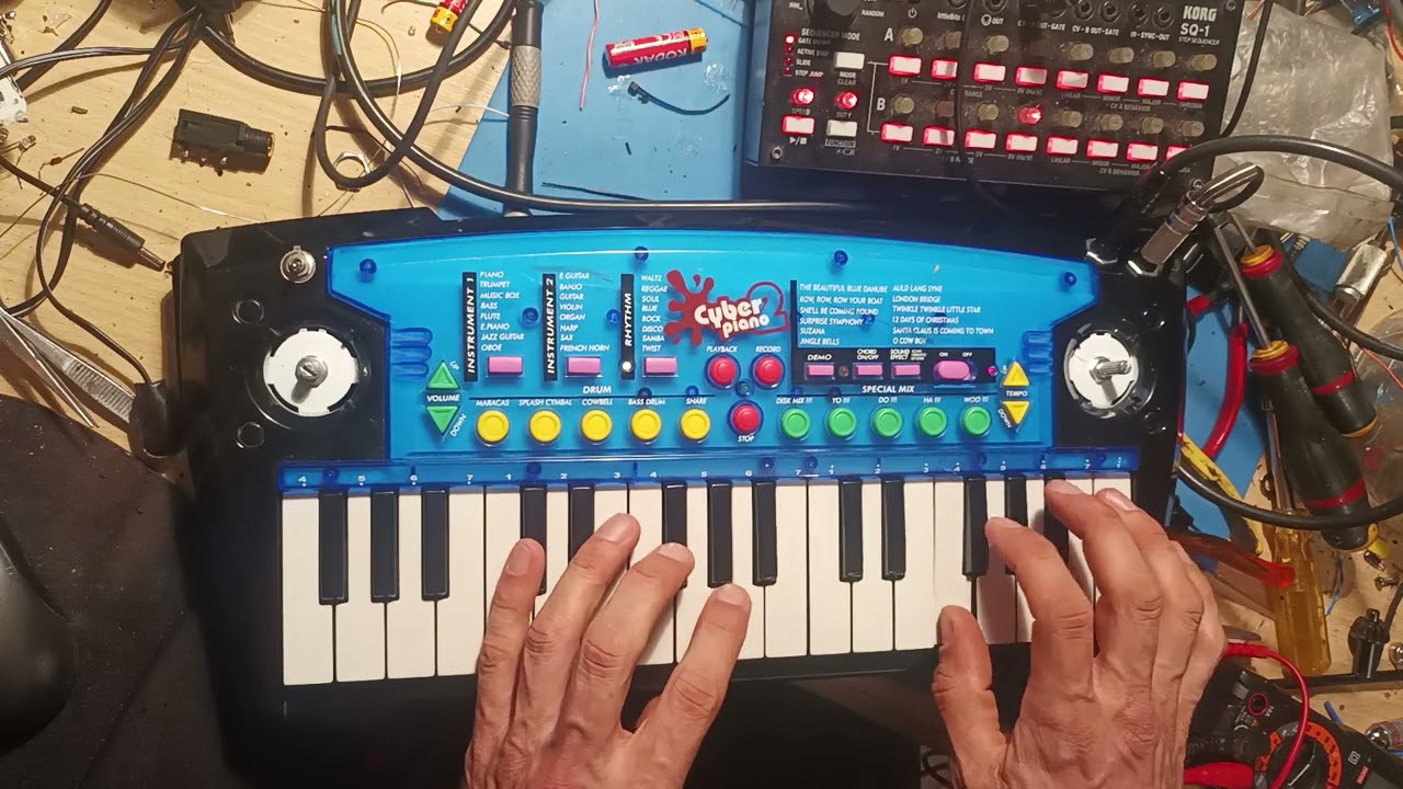 Circuit Bent Kawasaki toy Synth by Psychiceyeclix #circuitbent #glitch #noise #soundart #noise