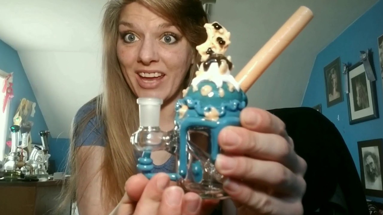 Empire glass works unboxing! Cutest piece ever!
