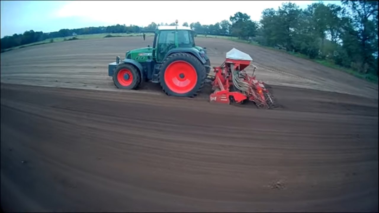 Graszaaien - Seeding grass