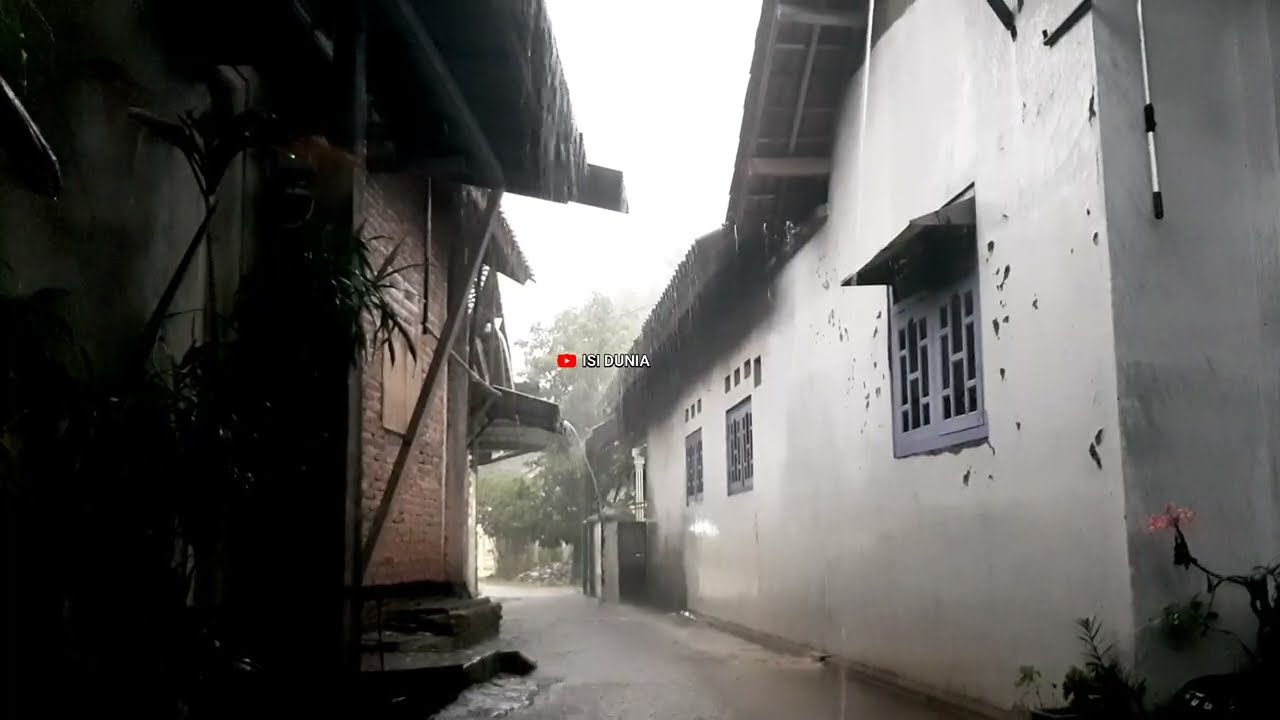 HEAVY RAIN IN THE AFTERNOON IN A SMALL TOWN WITH A MILLION MEMORIES