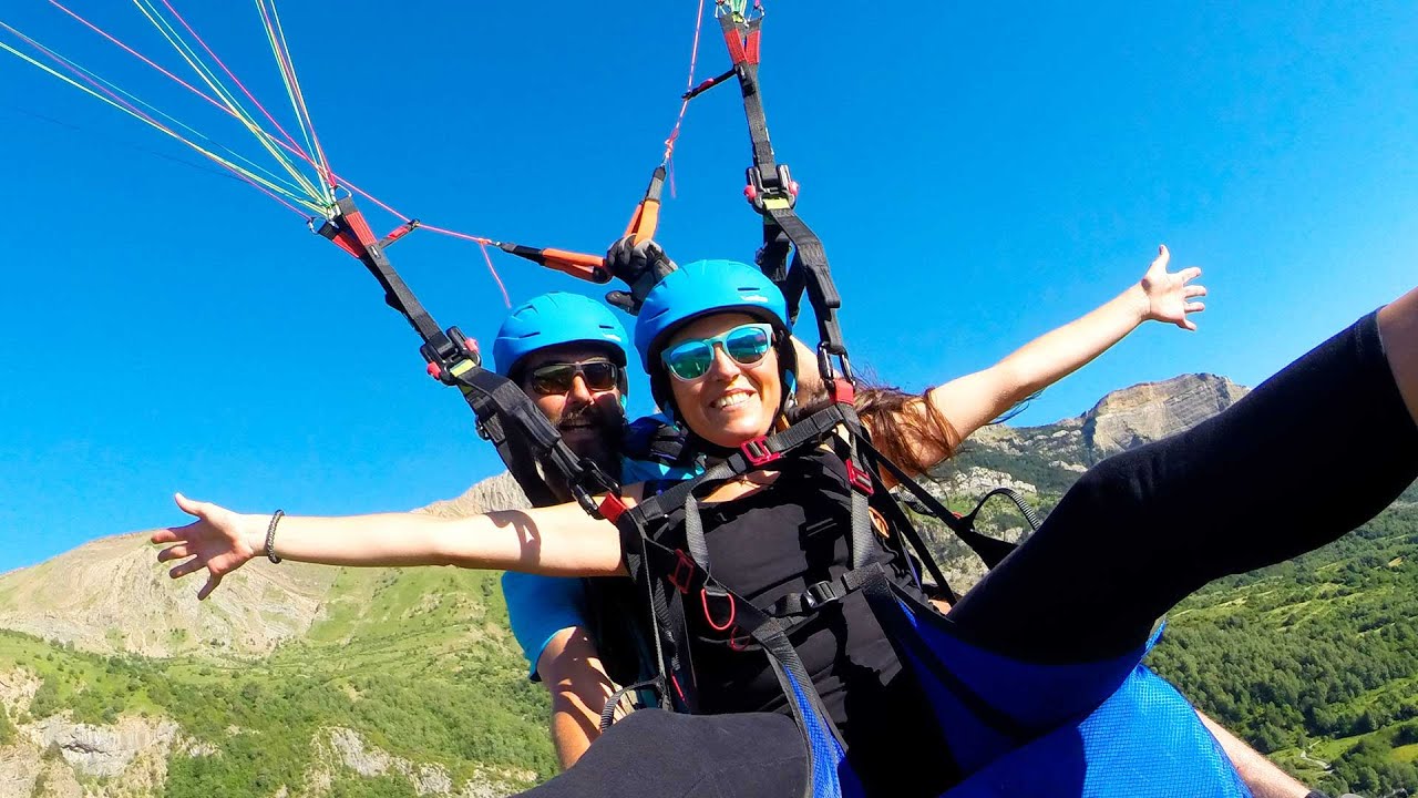Vuela en parapente en Panticosa con TENAPARK