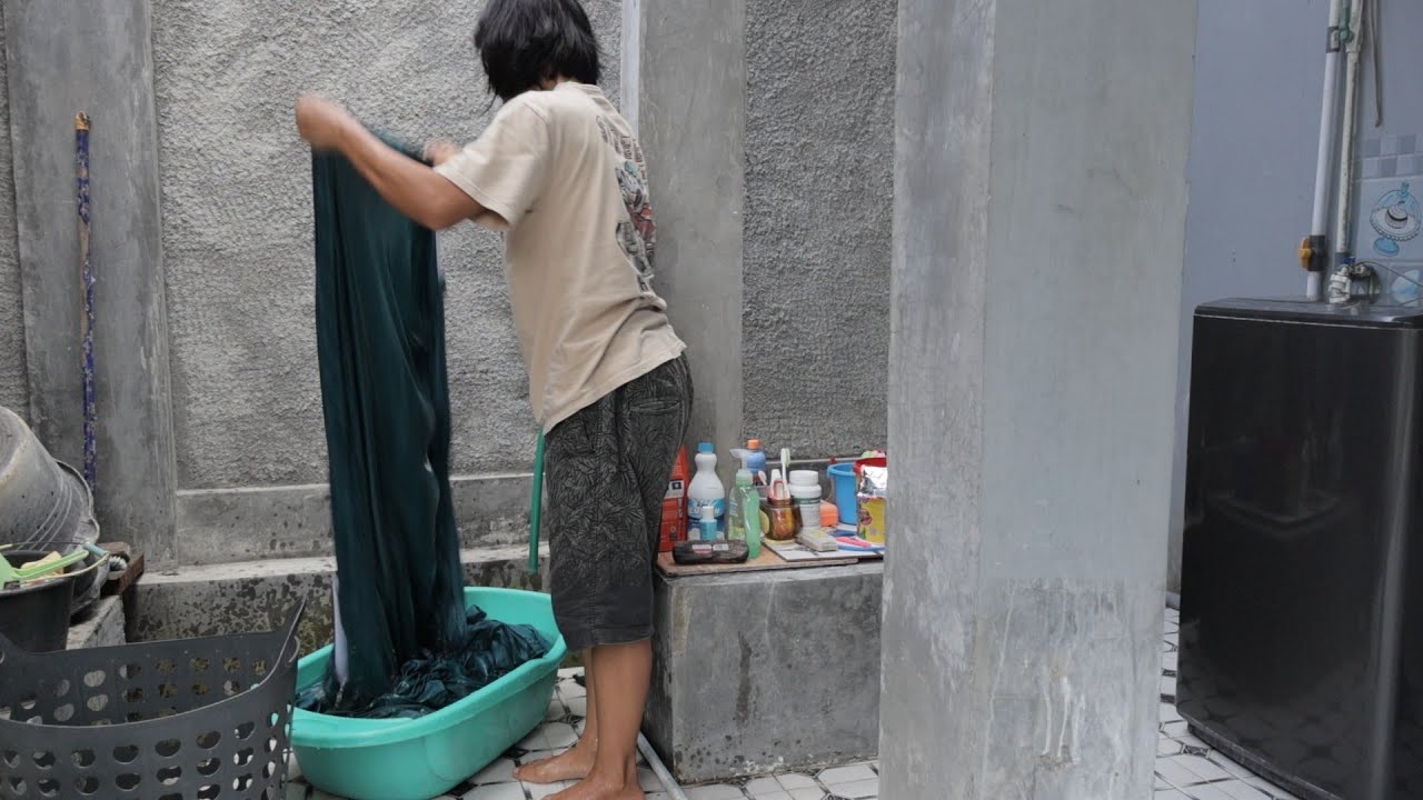 Nyambi momong !! Kesibukan di hari ini