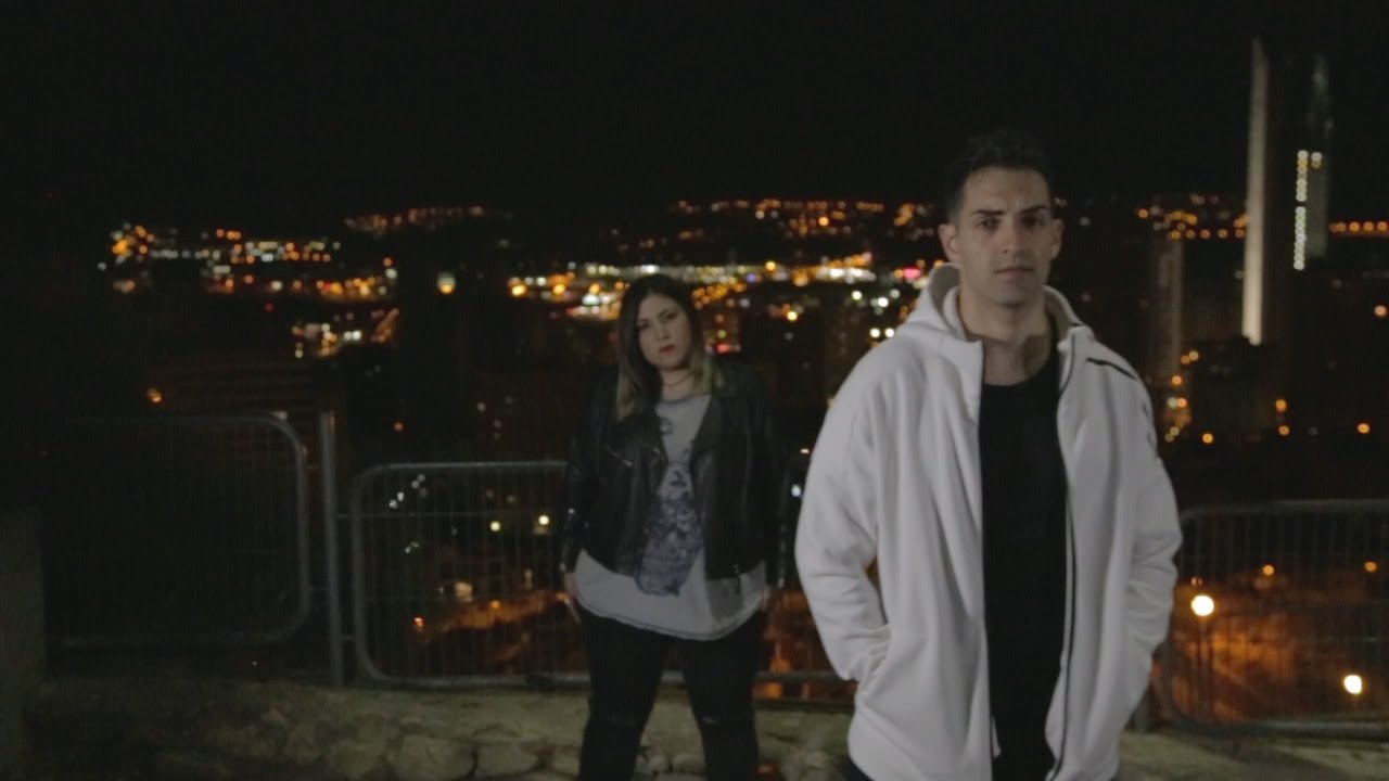 1. SHÉ - Me despido de ti (Con Gema) [Videoclip Oficial / Álbum TIEMPO]