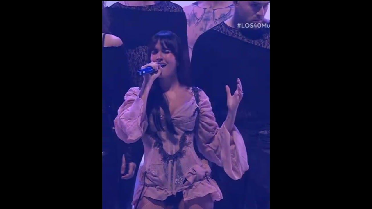 Actuación completa Aitana en Los 40Music en Valencia 