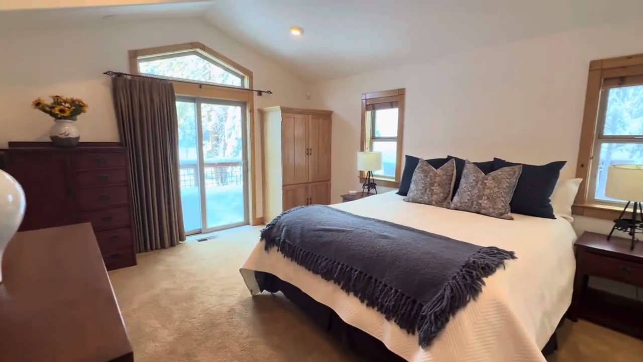 11685 Baden Rd - Tahoe Donner - Truckee - $1,525,000
