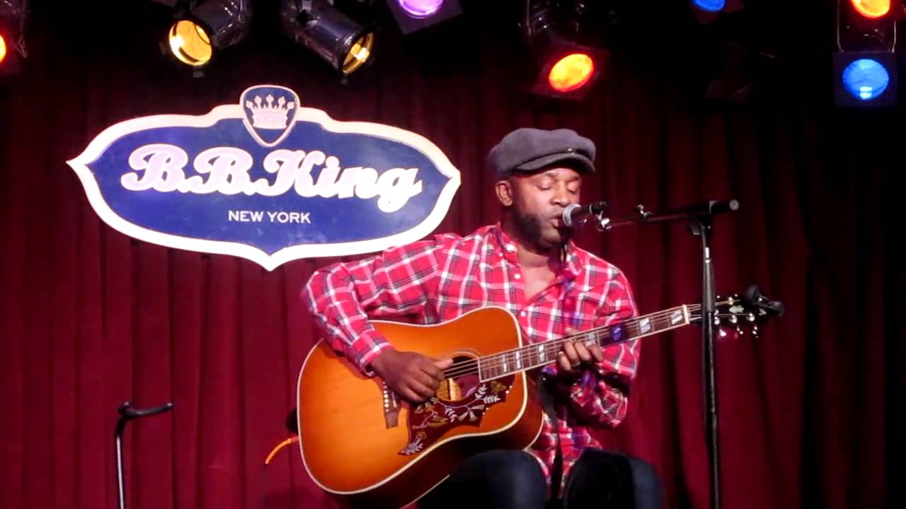 David Ryan Harris - Lucky into Slow Dancing In A Burning Room @ B.B. Kings 11.19.10