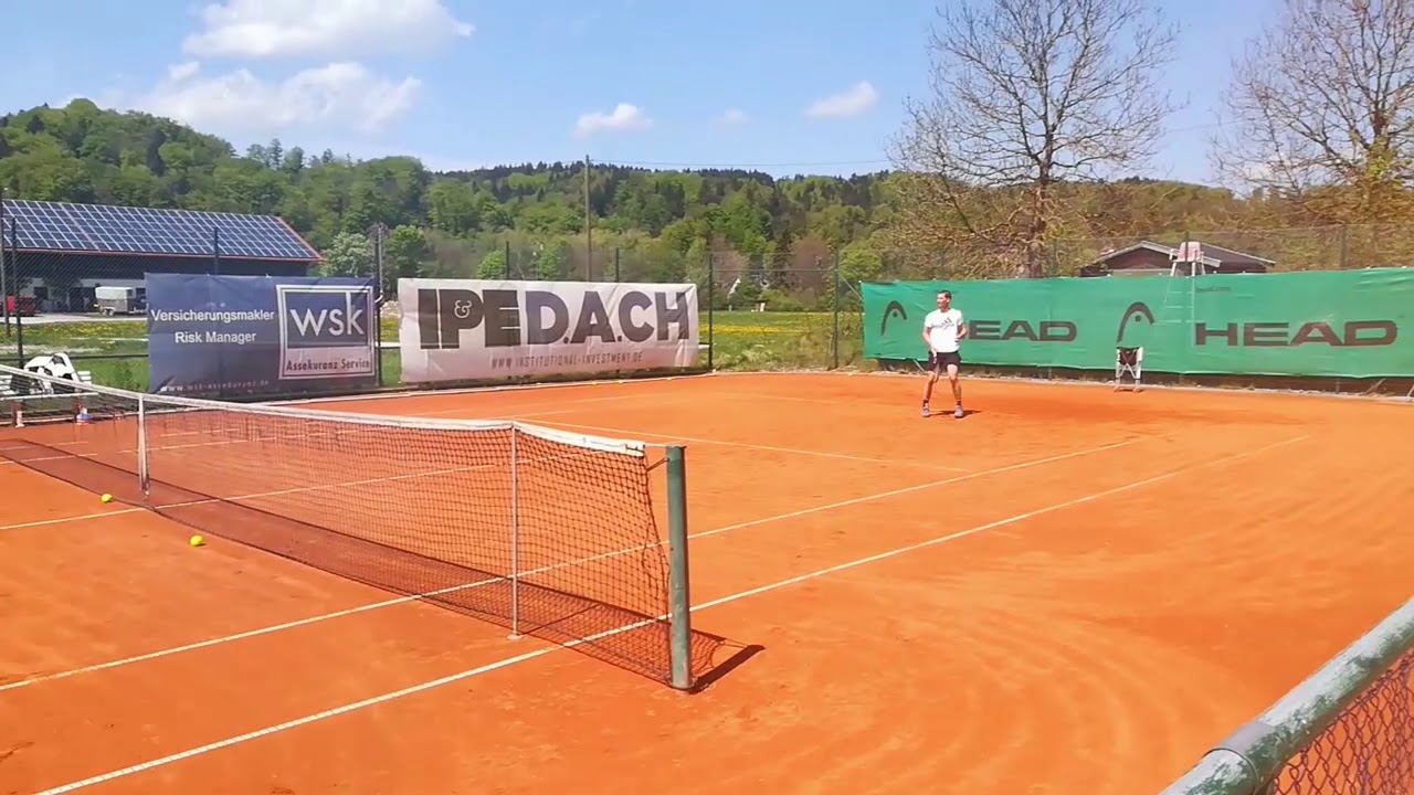 Training: Francesco Picco mit Florian Mayer