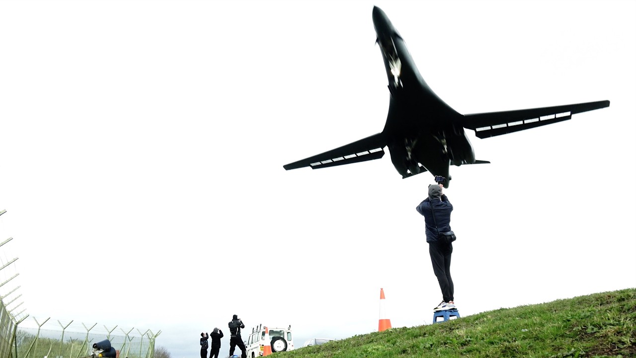 🇺🇸 B-1 Bombers Epic Fury - Consecutive Takeoff Launch at RAF Fairford UK