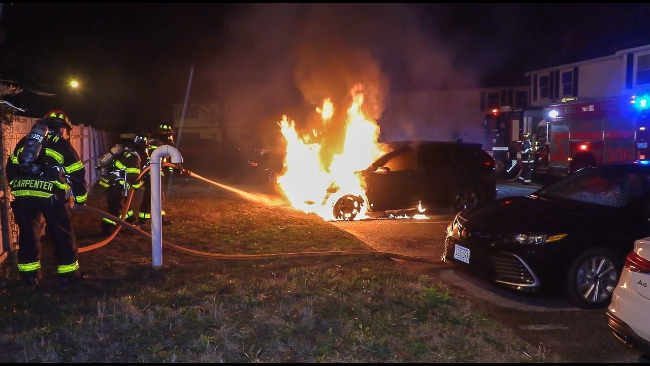 ***  WATCH  ***  Firefighters prevent car fire from spreading at Centerville condos...