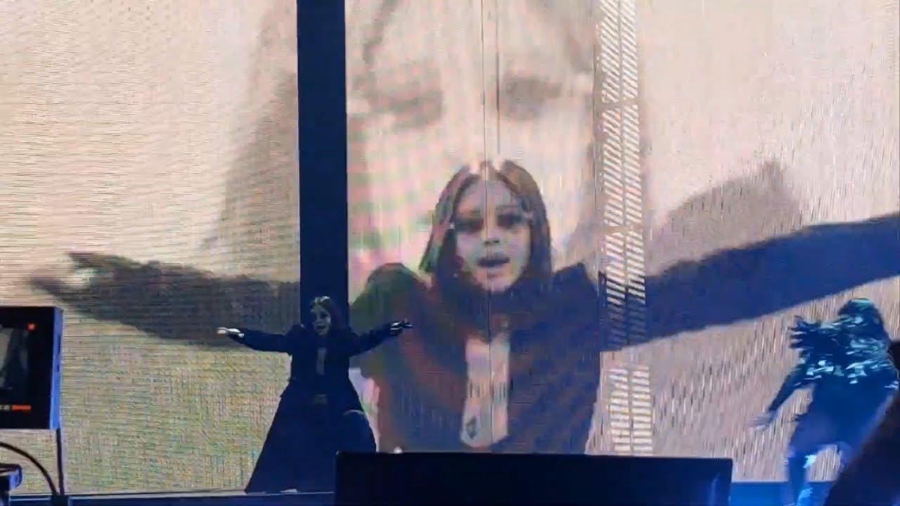 BLACKPINK JENNIE - ZEN Front Row Fancam - 'The Ruby Experience' in New York (03/10/25)