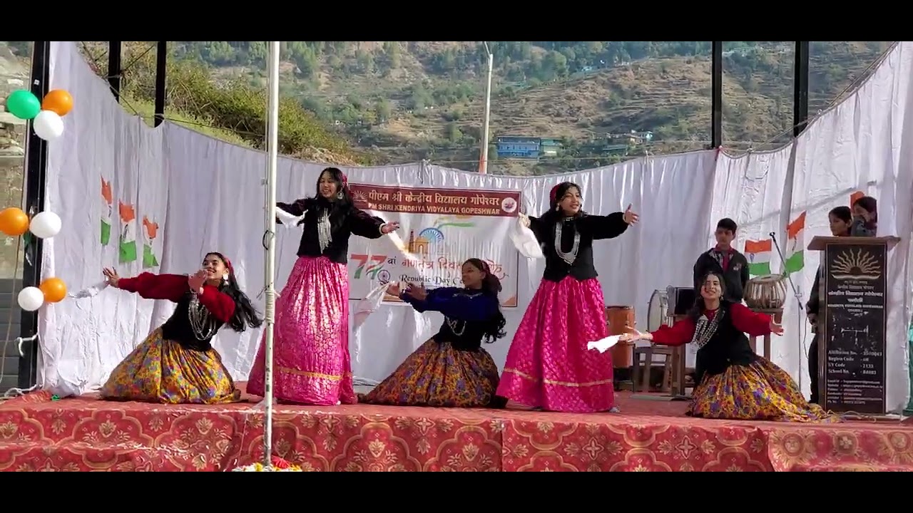 KV bachon ki sundar prastuti mn #mohak prastuti ka aanad lai.