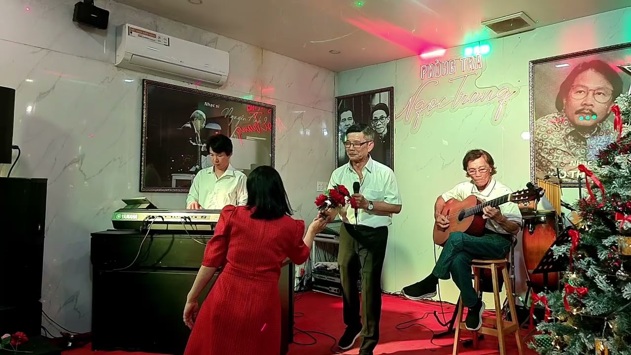 Tình vẫn chưa yên | Anh Ngọc | Phòng Trà Ngọc Trang