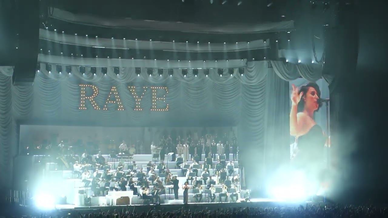 Raye - Hard Out Here Live at O2 Arena London