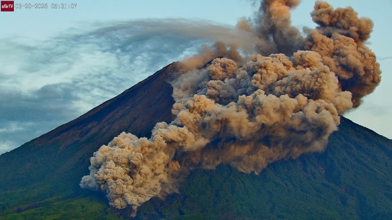 Serious Pyroclastic Flow from Semeru Volcano on Cam B (Mar 20, 2026)