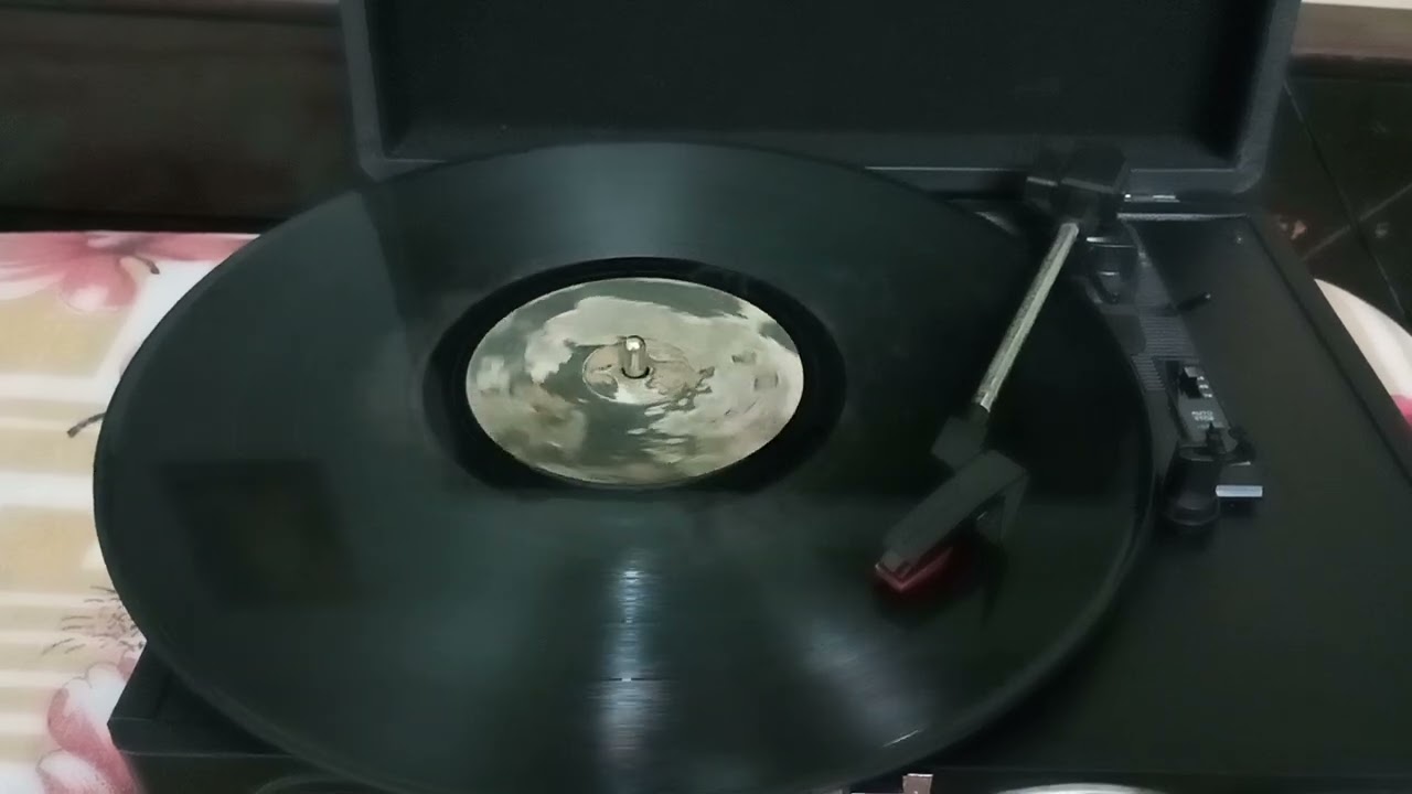 Song- Chanda O Chanda Artist - Kishore Kumar with Lata Mangeshkar Music - Rahul Dev Burman