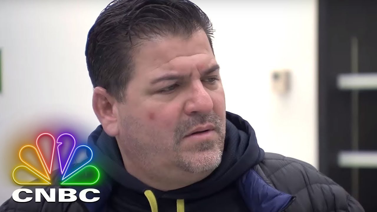 Staten Island Hustle: The Art Of Hustling Meets The Scientific Method | CNBC Prime