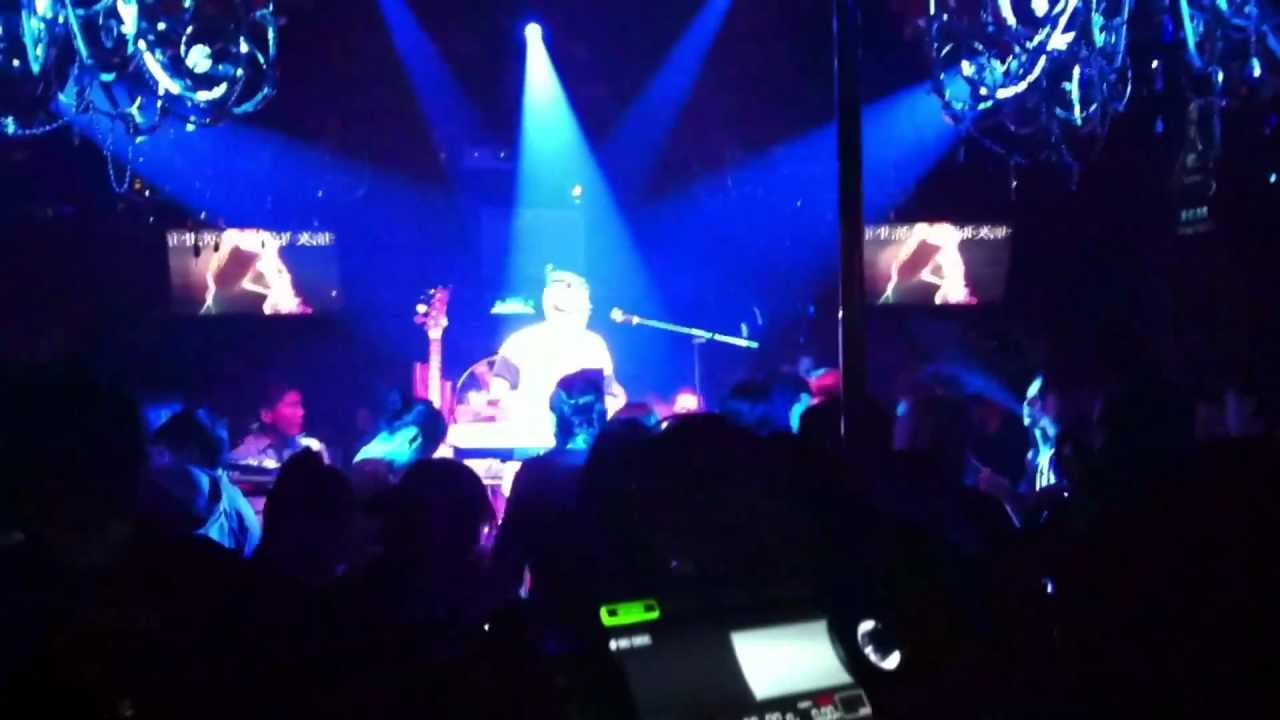 Lady Gaga - Marry The Night (cover by puppyjlo)