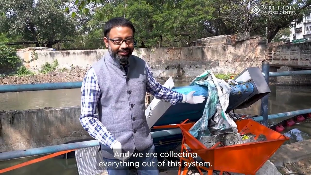 Cleaning Hussain Sagar Lake - Trash and waste removal in India
