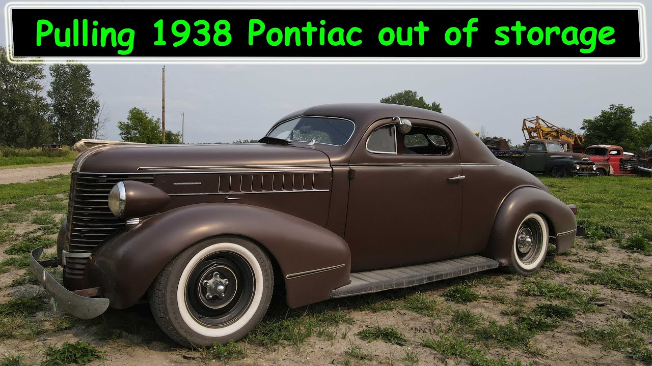Вытаскиваю Pontiac 1938 года со склада и устраняю случайные неполадки.
