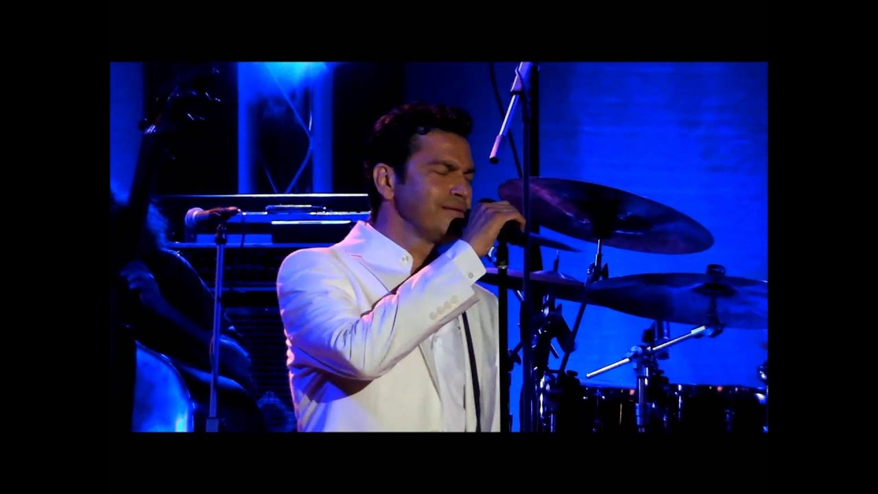 Ποιός το ξέρει - Mario Frangoulis & Eli Paspala live in Thessaloniki