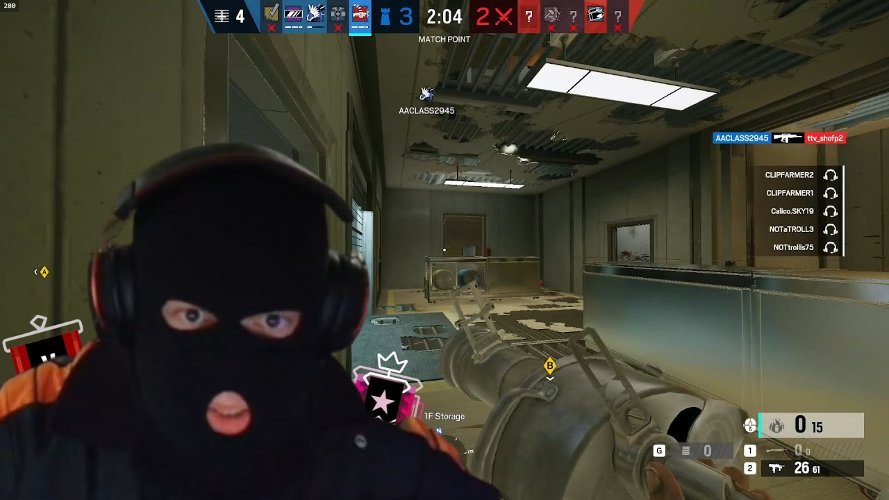Лобби чемпиона по троллингу с гитарами Copper Strats