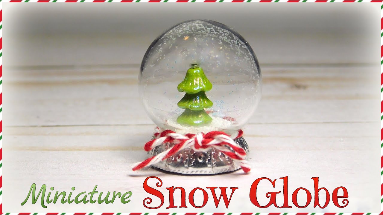 Miniature Snow Globe with Beebeecraft