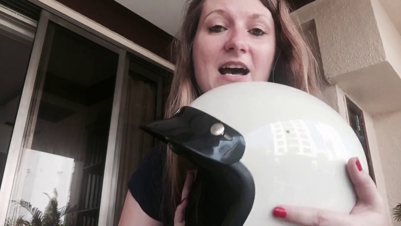 Bell helmet & bubble visor | Cafe Racer Sunday Mumbai